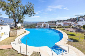 Apt Mairena Forest sea view & pool - Happy Rentals